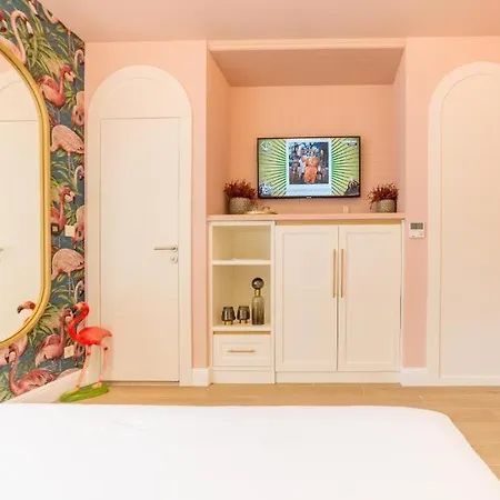Buldero Boutique Hotell 4*